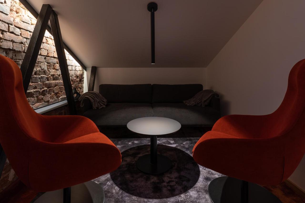 Dunten Hotel Tallinn Buitenkant foto