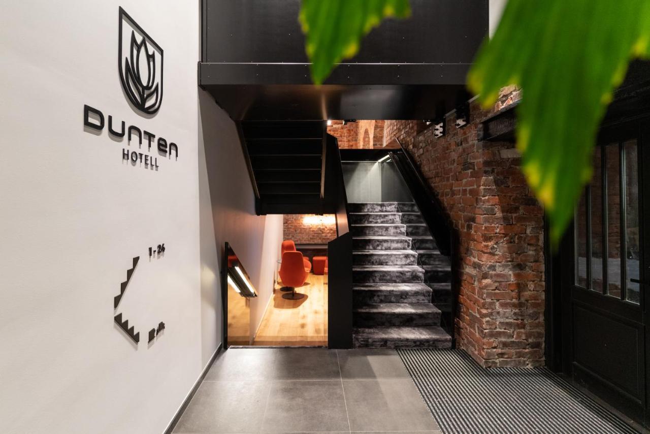 Dunten Hotel Tallinn Buitenkant foto