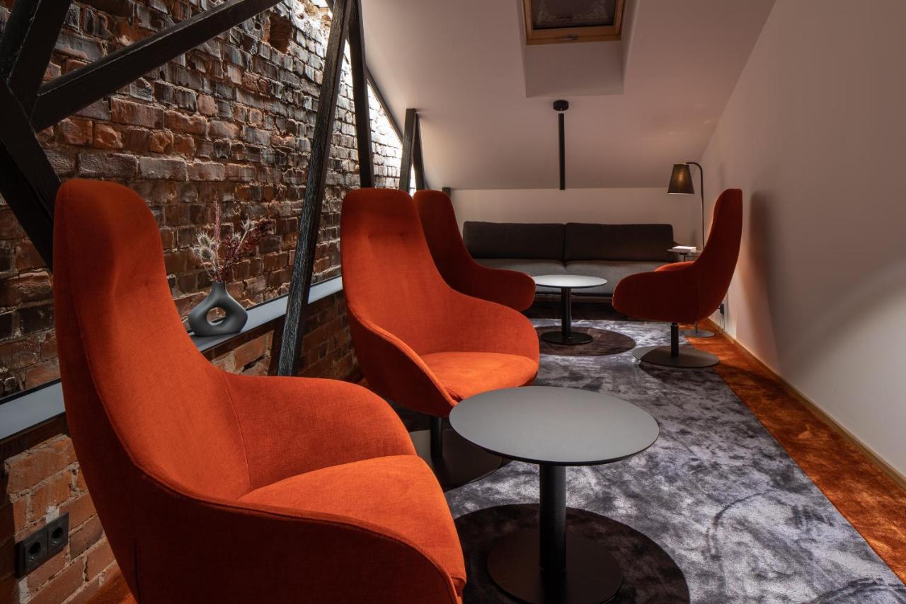 Dunten Hotel Tallinn Buitenkant foto