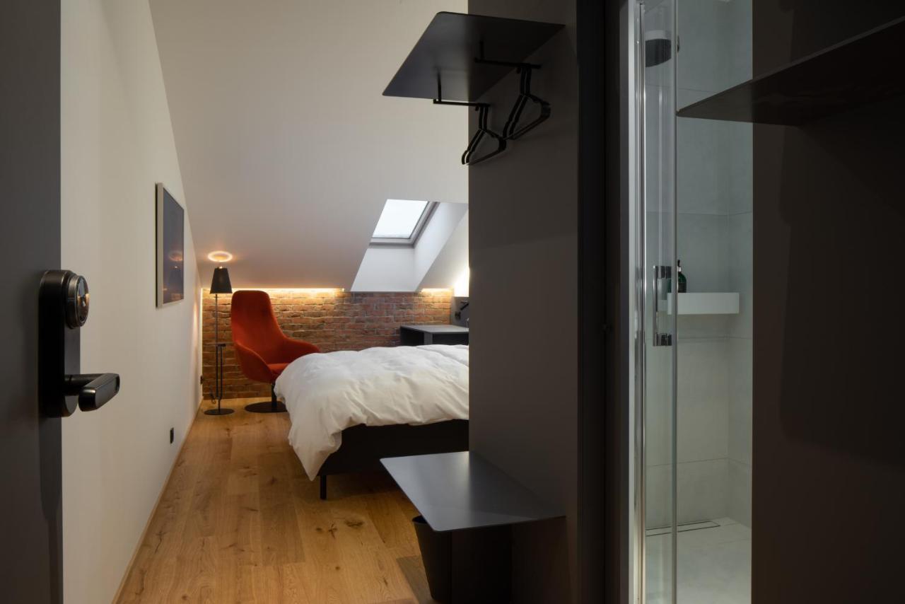 Dunten Hotel Tallinn Buitenkant foto