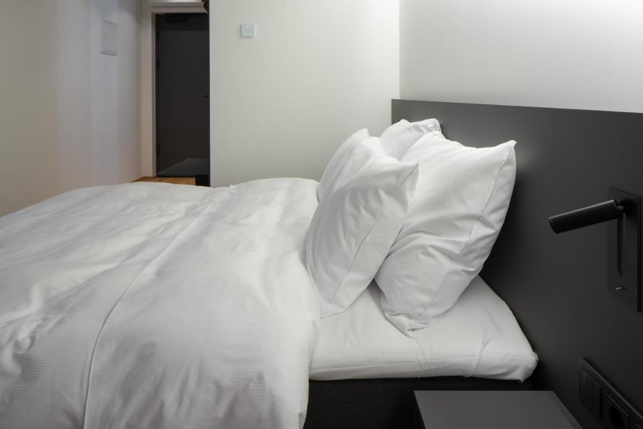 Dunten Hotel Tallinn Buitenkant foto