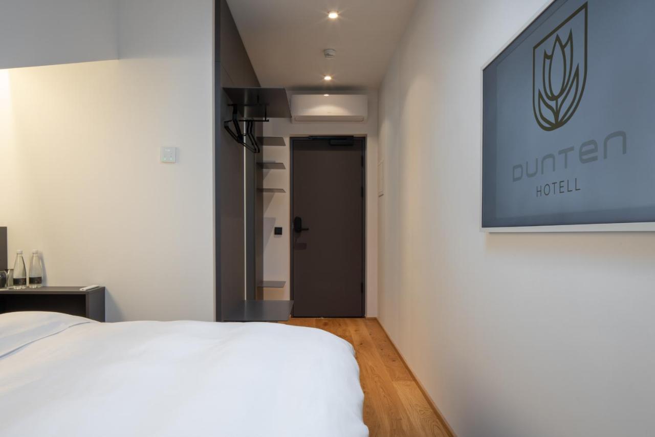 Dunten Hotel Tallinn Buitenkant foto