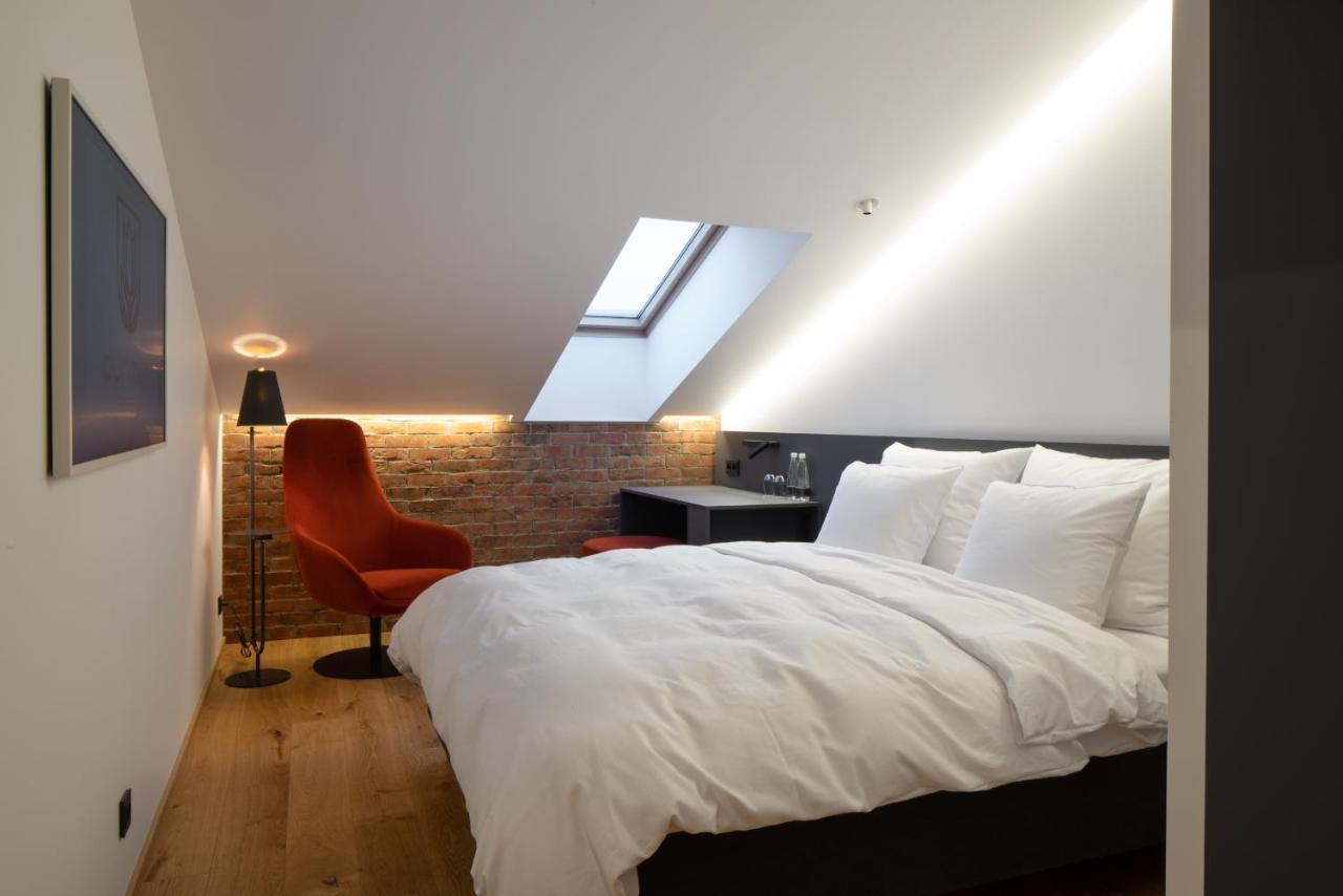 Dunten Hotel Tallinn Buitenkant foto